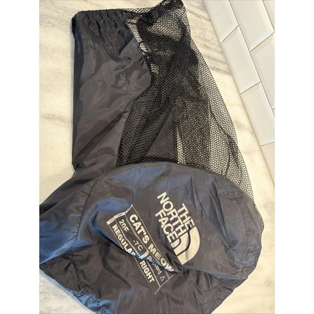 North Face Cat's Meow 20F -7C Mummy Sleeping Bag Blue With‎ Black Bag Regular